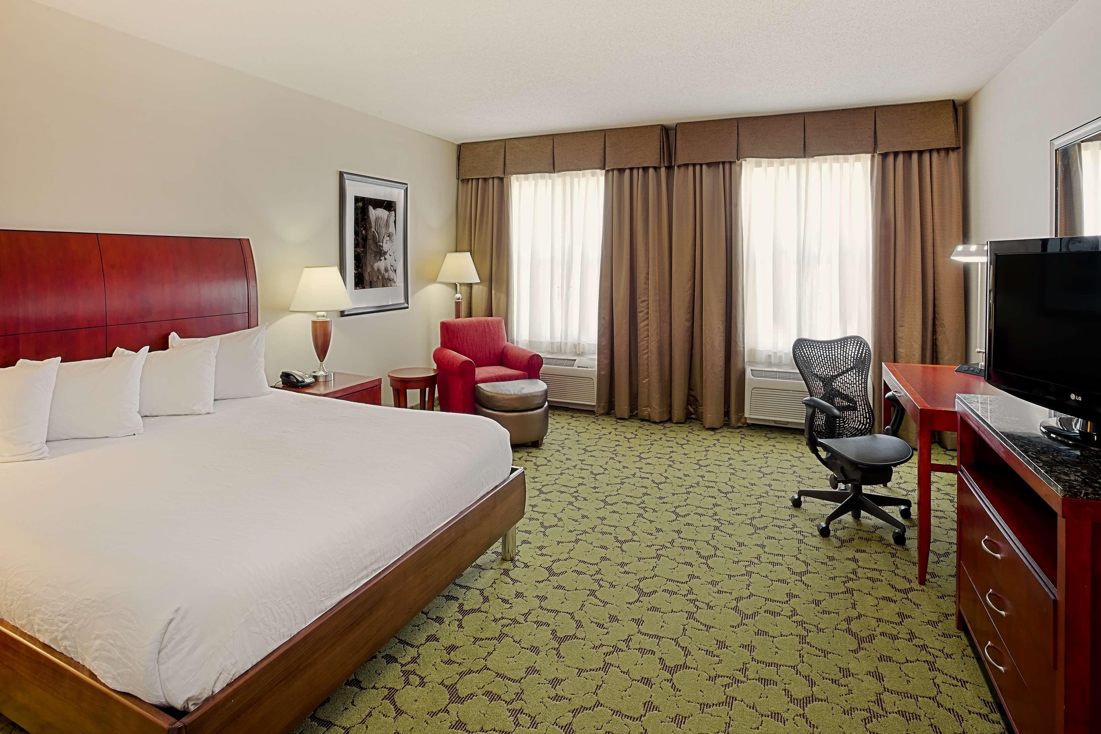 Hilton Garden Inn Bloomington Exteriér fotografie