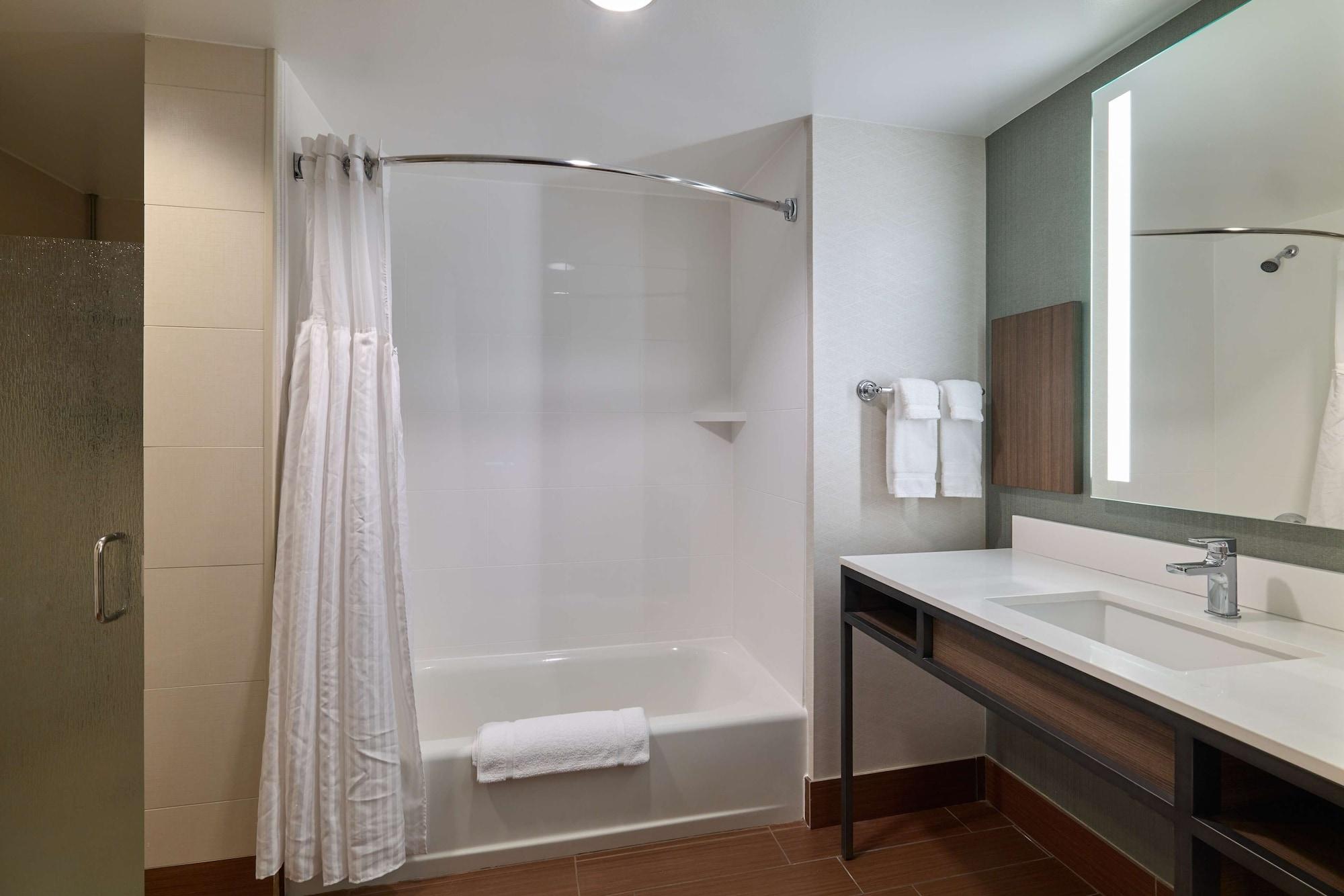 Hilton Garden Inn Bloomington Exteriér fotografie
