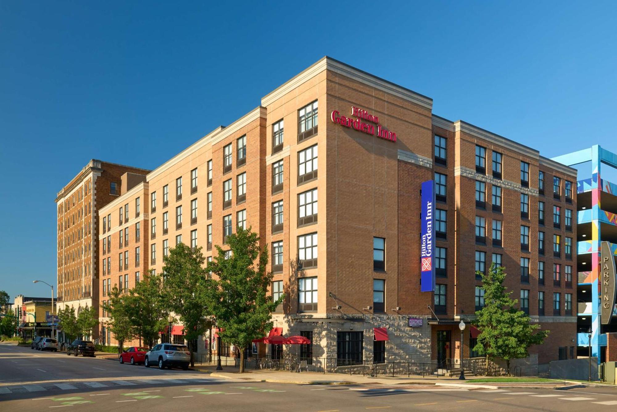 Hilton Garden Inn Bloomington Exteriér fotografie