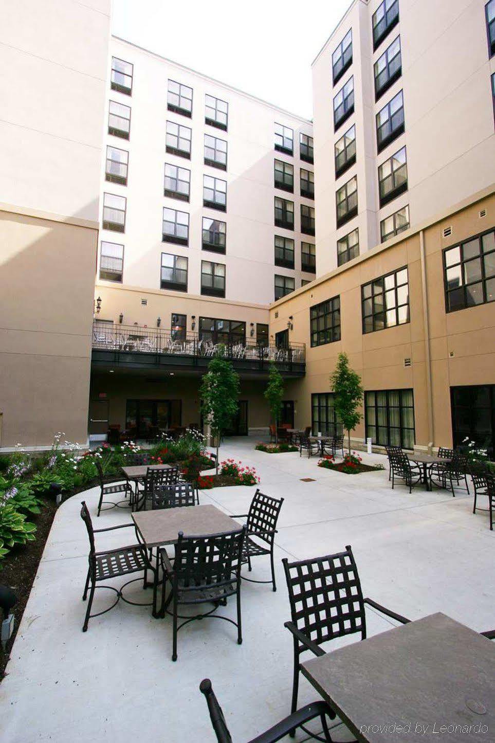 Hilton Garden Inn Bloomington Exteriér fotografie
